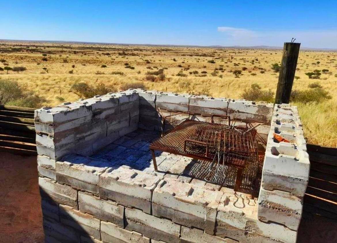 6 Bedroom Property for Sale in Upington Northern Cape